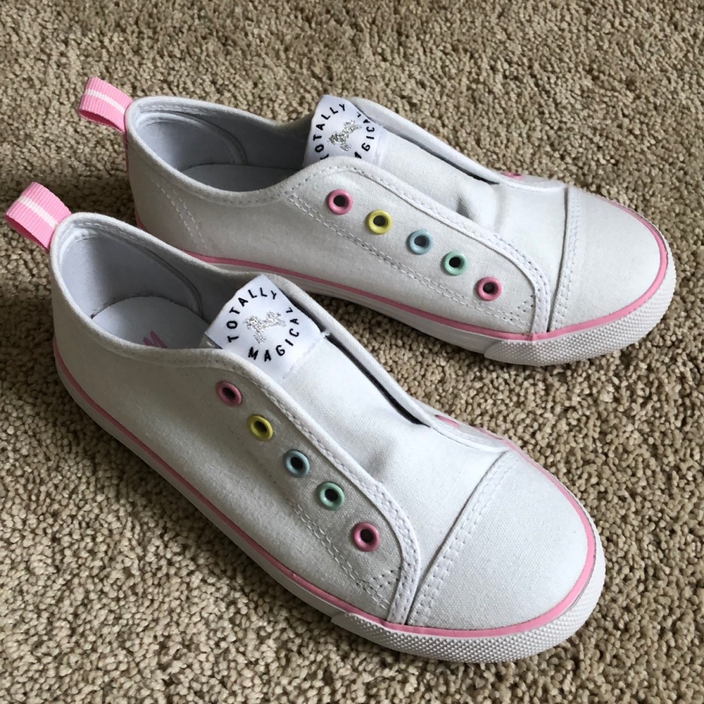 Slip-on sneakers